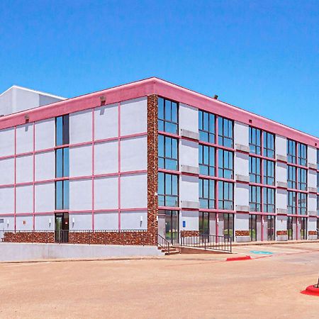 Magnuson Grand Desoto Hotel Exterior foto