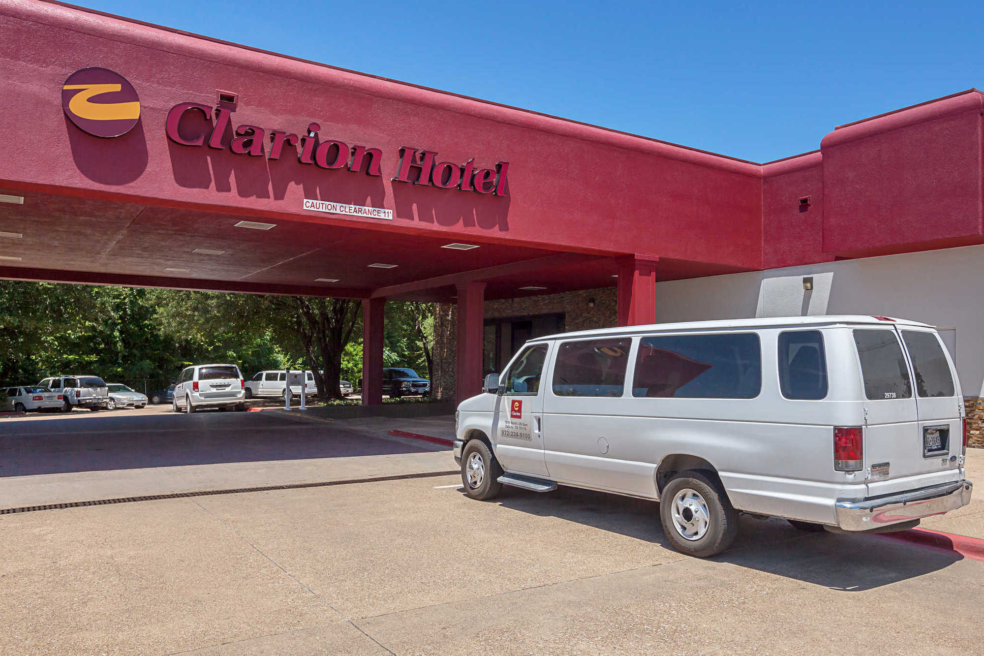 Magnuson Grand Desoto Hotel Exterior foto